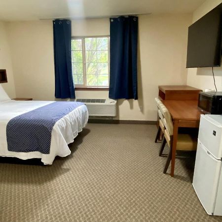 Red Rock Lodge Challis Экстерьер фото