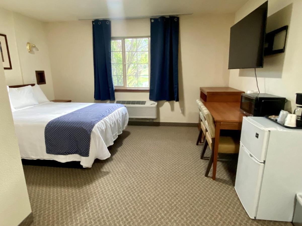 Red Rock Lodge Challis Экстерьер фото